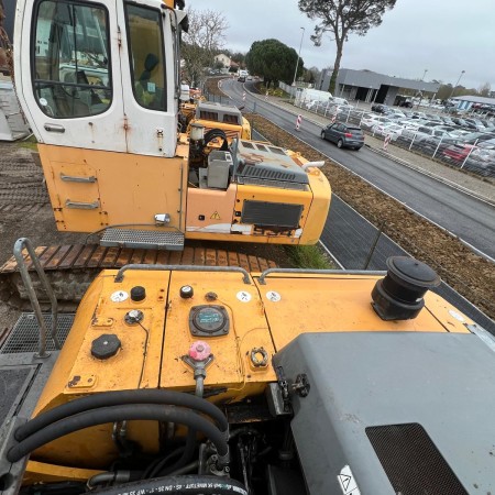 LIEBHERR - LH40C - Pelle sur chenilles