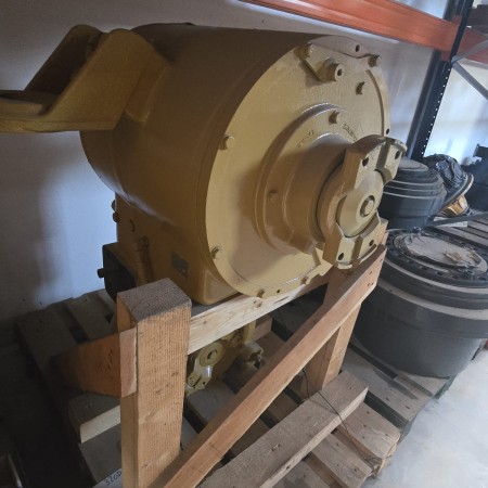 CATERPILLAR - 740B - Dumper - Caja de transferencia