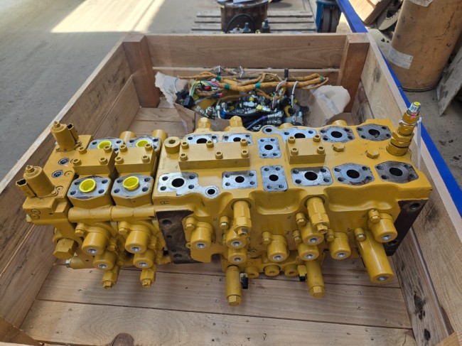 CATERPILLAR - 325F - Pelle sur chenilles