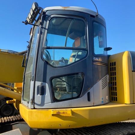 KOMATSU - PC228USLC-3E0 - Crawler excavator - CABIN