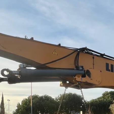 LIEBHERR - LH60M - Pelle à pneus